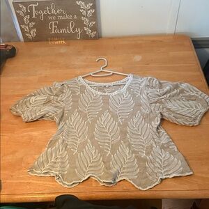 Solitaire Beige and White Patterned Knit Top